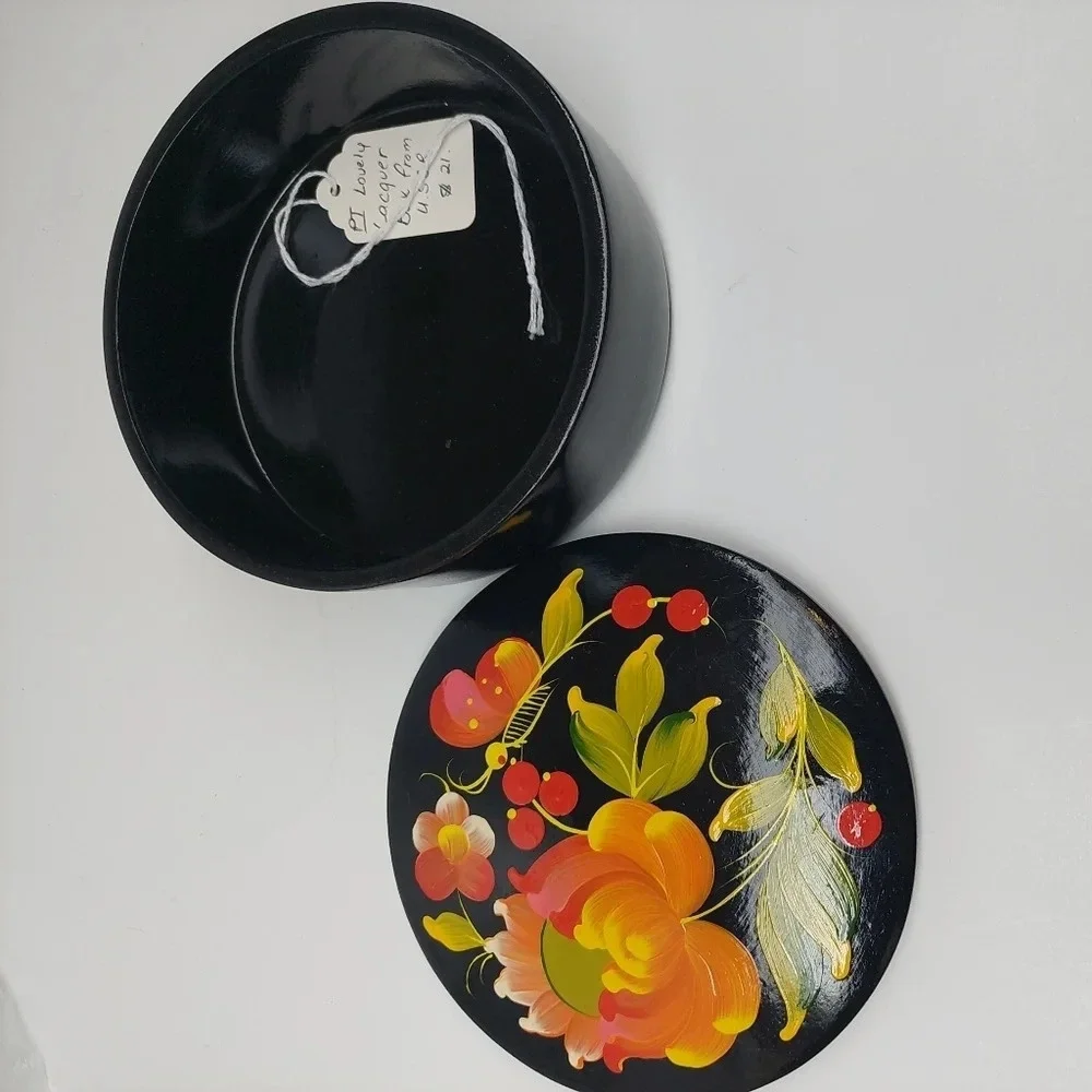Beautiful Russian Black Lacquered floral trinket/ jewelry box storage container